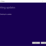 Upgrade Windows 10 - Downloading Updates